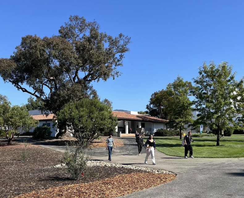 Students passing through the Humanities Forum during the fall 2024 semester.
